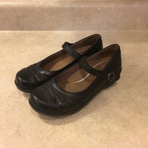 Dansko Size 36 Black Mary Janes